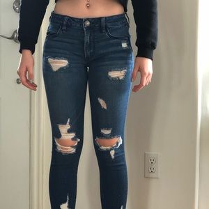 american eagle ripped jeggings!
